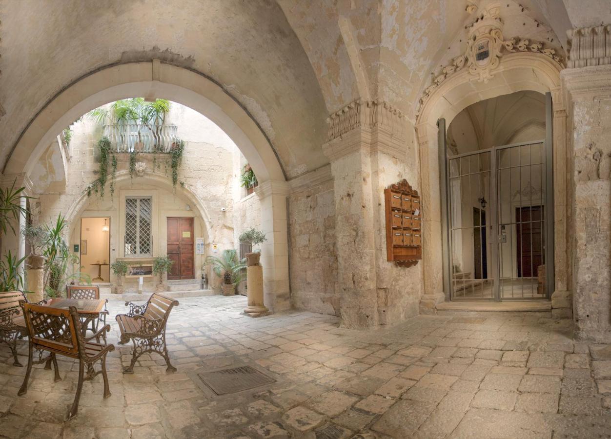 Forleo Historic Apartments - Treb Collection Lecce Exteriör bild